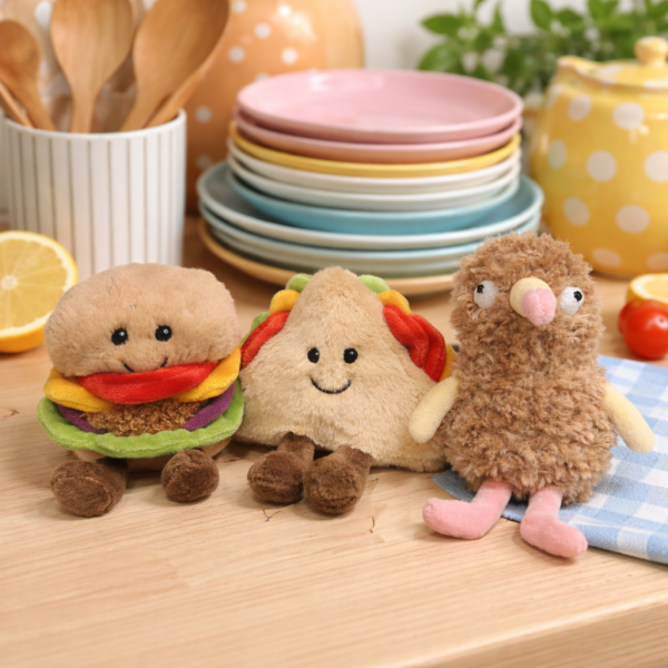 McHugs 擬人微笑玩偶吊飾 