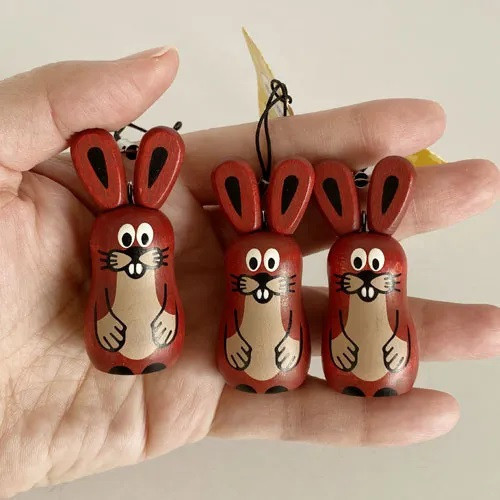 detoa 鼴鼠與他的褲子木製吊飾 