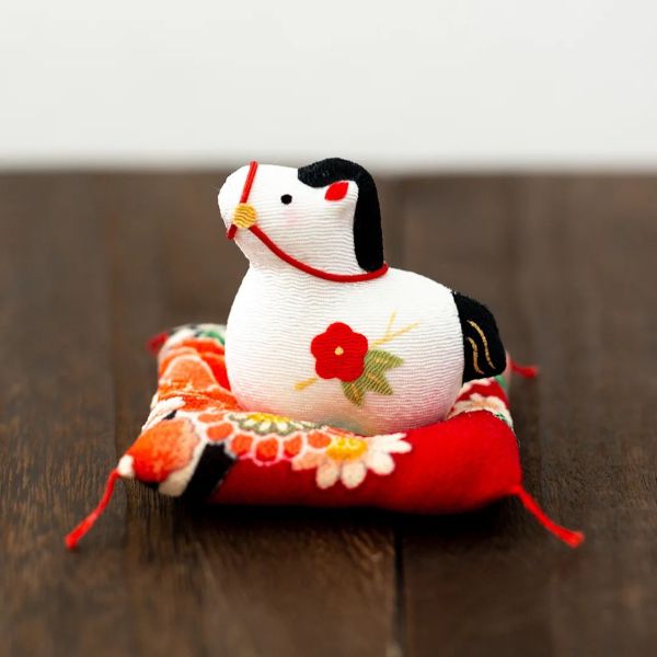 龍虎作 招福干支馬陶瓷縐布擺設 