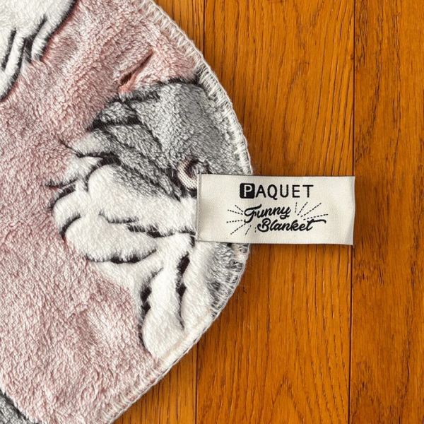 QUET du Cadeau 貓咪大臉蓄光毛毯M 