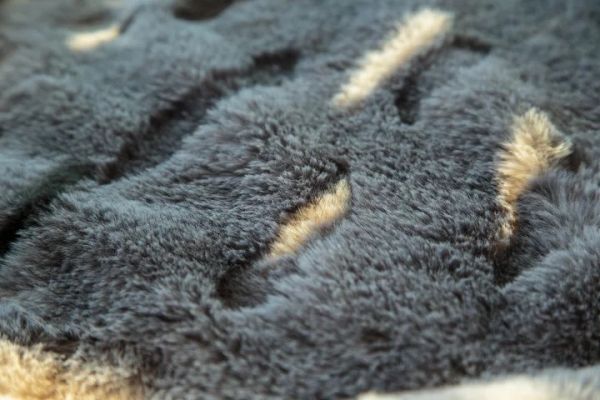 CDF Momonga 動物造型柔軟毛毯 