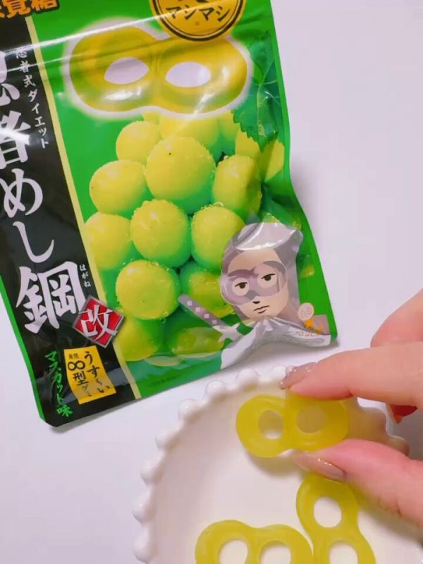 **預購** UHA 忍者無限造型麝香葡萄軟糖 
