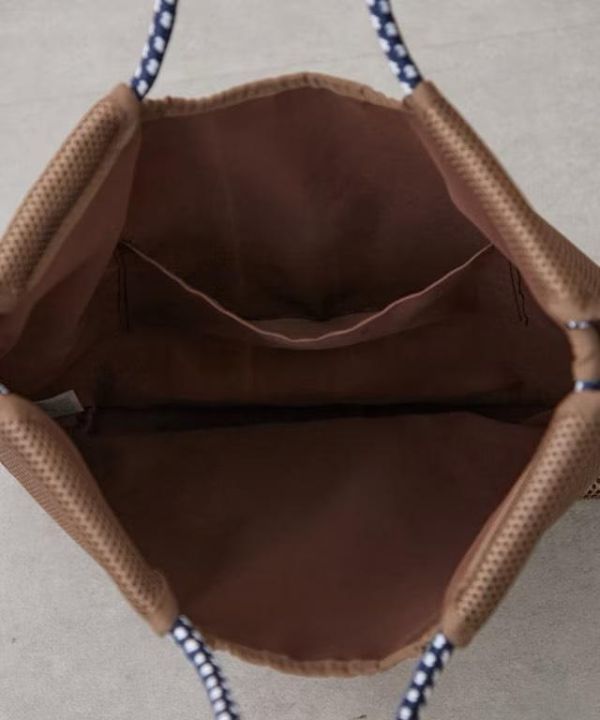 SOBIA 貓咪大臉刺繡網眼托特包 