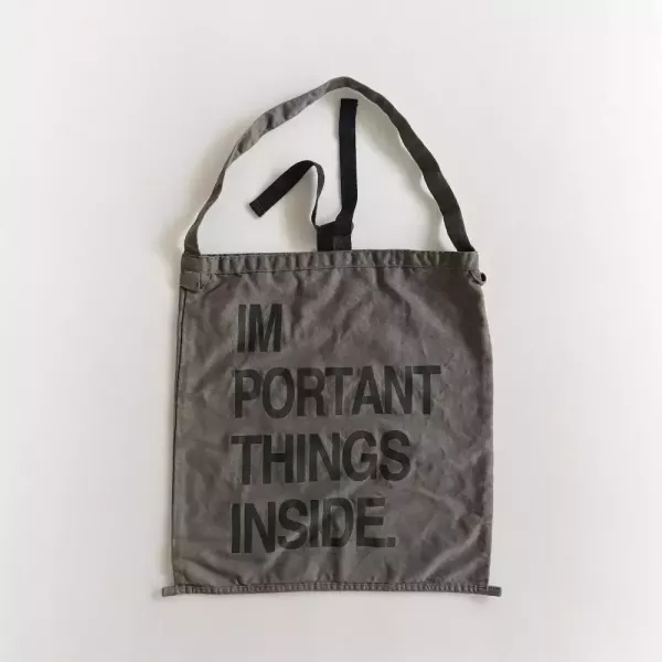 Finissage 可收納肩背袋 