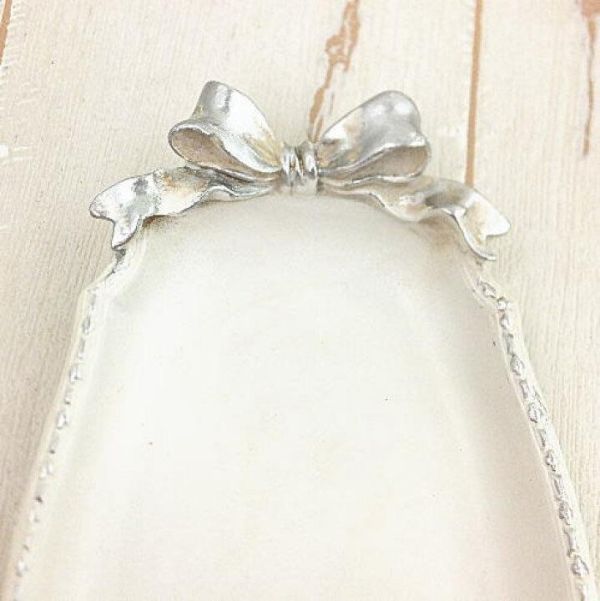 法式蝴蝶結浮雕長型飾品盤 