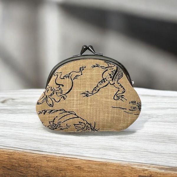 日式鳥獸戲畫珠扣口金包 