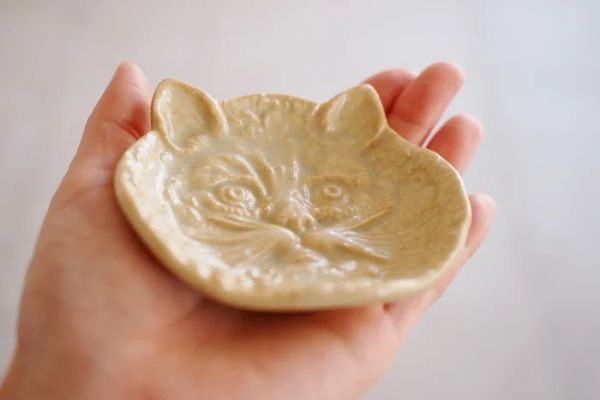 倉敷意匠 貓之陽刻豆皿 