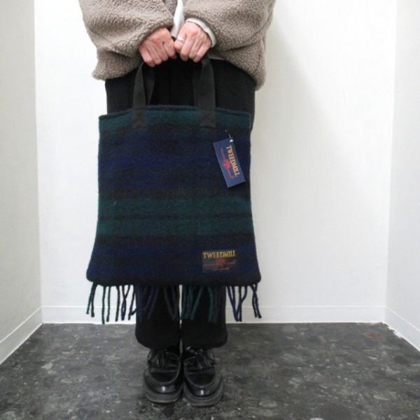 TWEED MILL 羊羔毛手提袋 