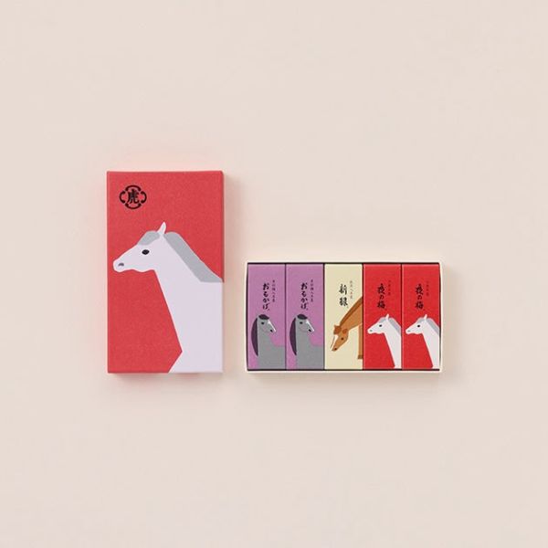 **預購** 虎屋TORAYA年賀馬年限定羊羹五入 