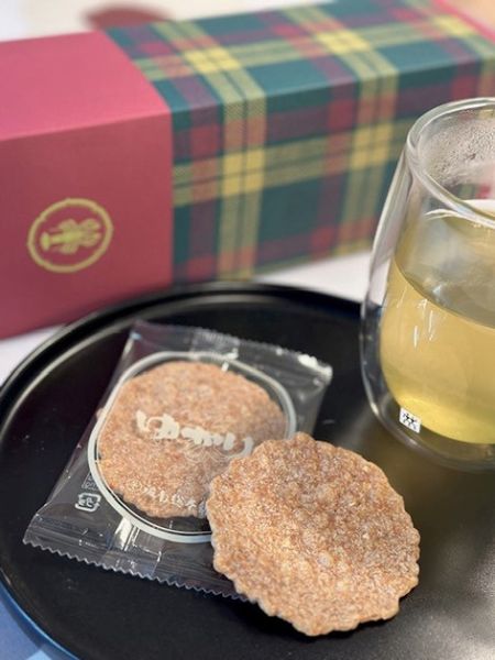 **預購** 坂角總本舖 伊勢丹60週年限定蝦餅禮盒兩入 