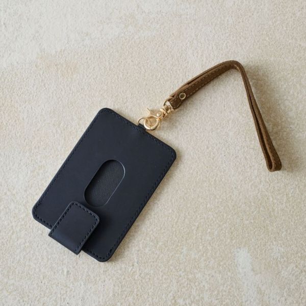 Suica 企頭皮革票卡夾 