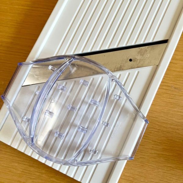 寬幅蔬果安全刨絲器 