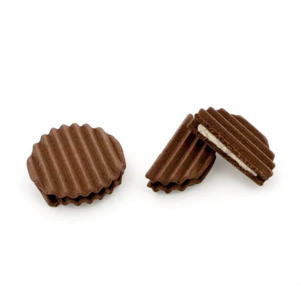 **預購** Snoopy Chocolat 巧克力波浪奶油夾心餅8入 