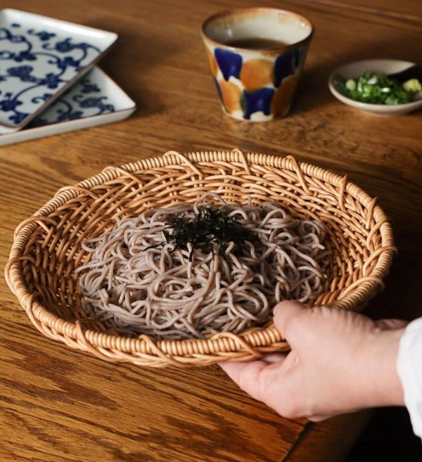 UTILE NAIR 圓形竹編提把淺托盤S 