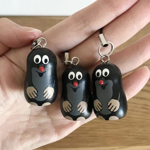 detoa 鼴鼠與他的褲子木製吊飾 