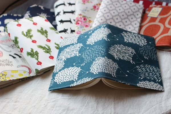 toconuts 滿版帆布A6書套 