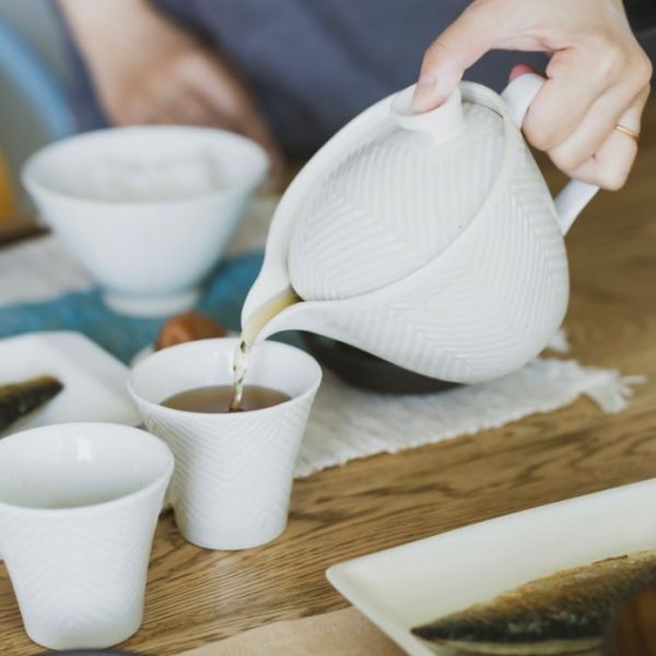 Aiyu 波佐見燒幾何斑點陶瓷茶壺 