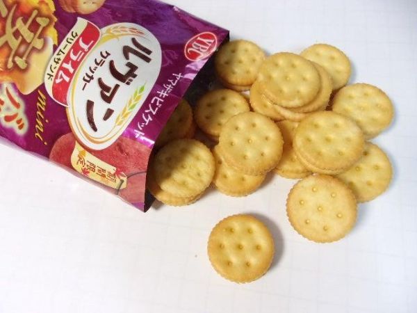 YBC Levain 迷你烤安納芋風味夾心餅 