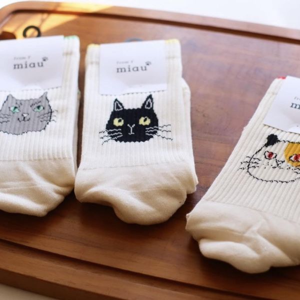 from miau 貓臉混紡棉透氣中長襪 