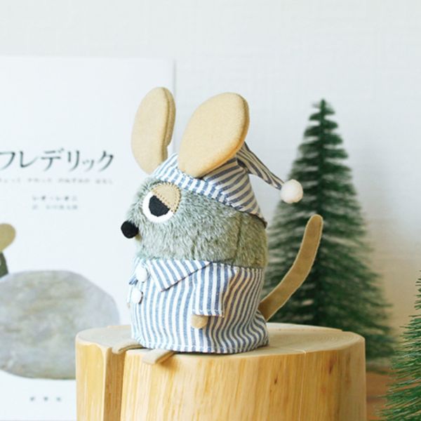 SunArrow 田鼠阿佛穿睡衣沙包玩偶 