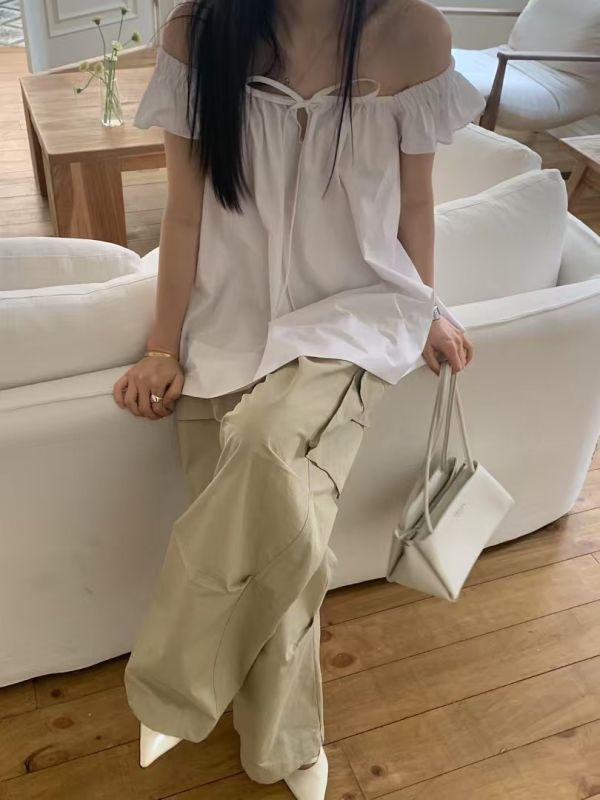 2穿小優雅蝴蝶結背心(也可以一字領 3色) 