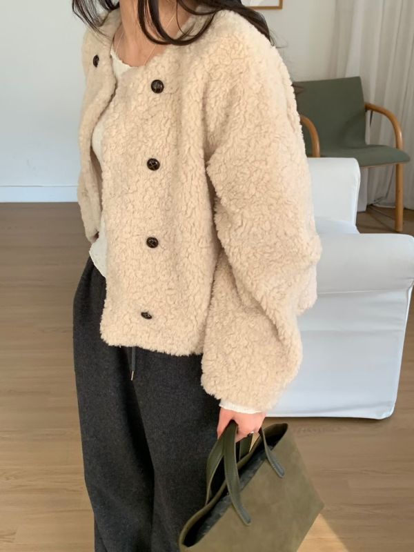 俐落的冬日比例-排扣毛毛外套(2色) 