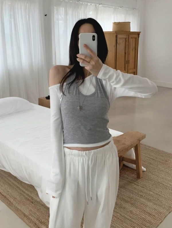 不是太刻意的小性感-繞脖上衣() 