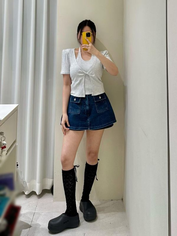 簡約溫柔層次感上衣(4色) 