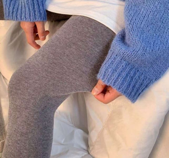 小皮標絨面內搭褲(5色/2尺寸) 