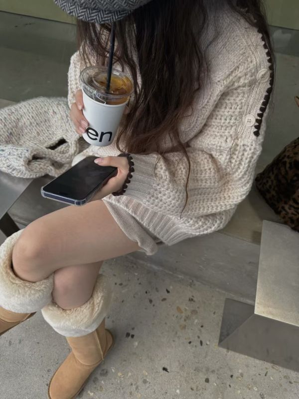 冬天只想穿這件-粗針配色毛衣(2色) 