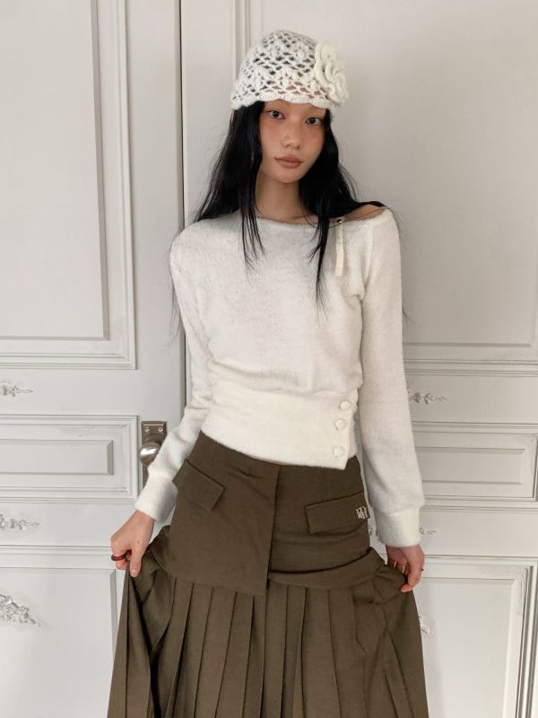 單穿就很有女人味-微短版毛絨上衣(4色) 