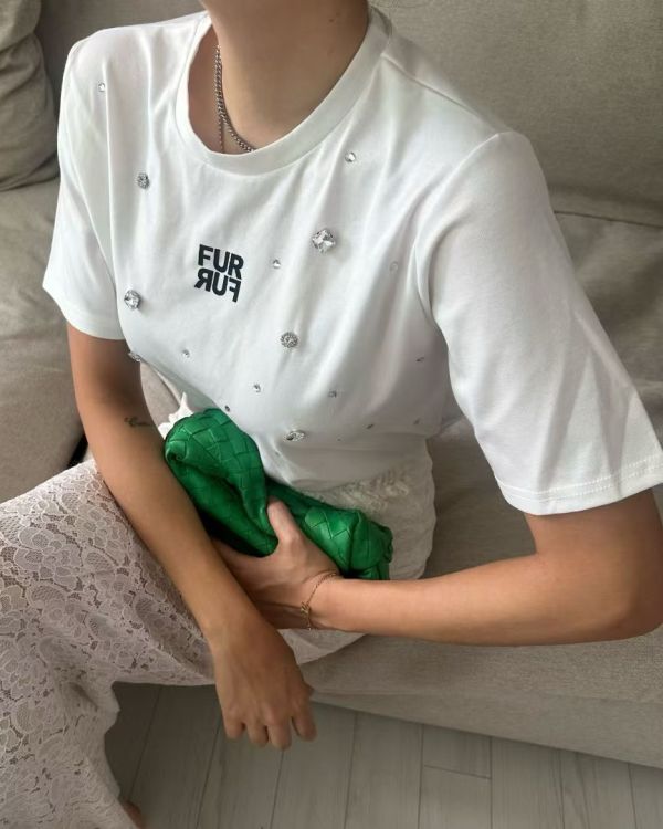 低調閃耀水鑽字母tee 