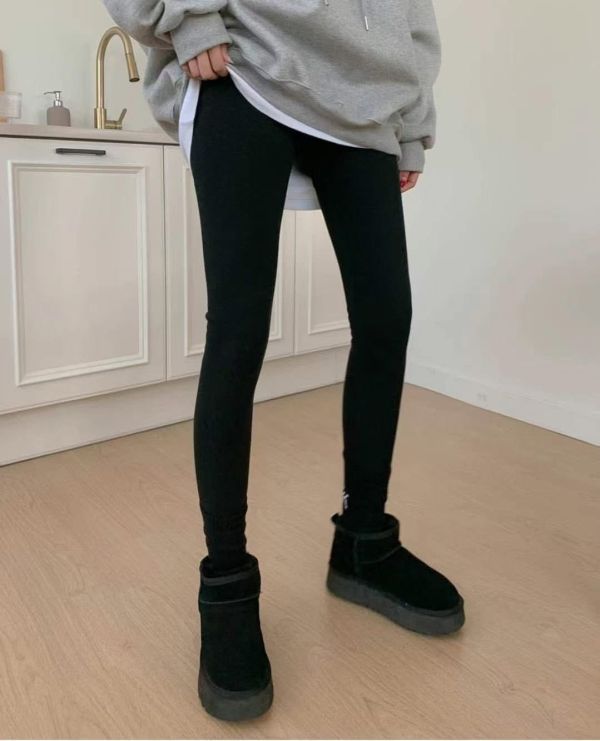 小皮標絨面內搭褲(5色/2尺寸) 