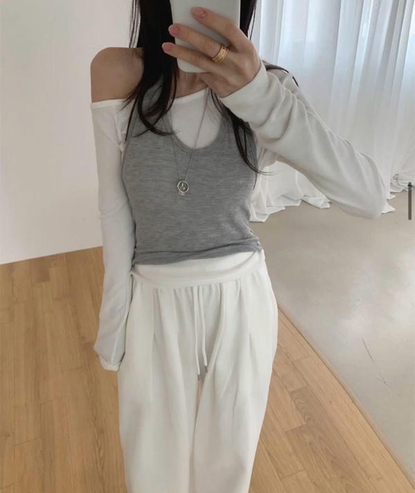 不是太刻意的小性感-繞脖上衣() 