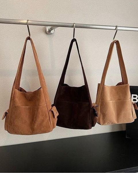 焦糖柔霧麂皮肩背包(3色) 