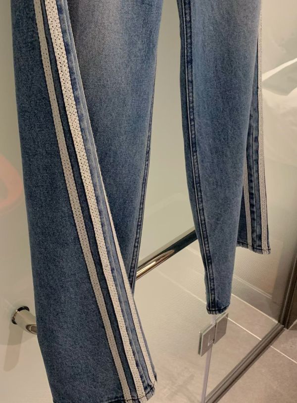 經典雙縫蕾絲寬版丹寧褲 