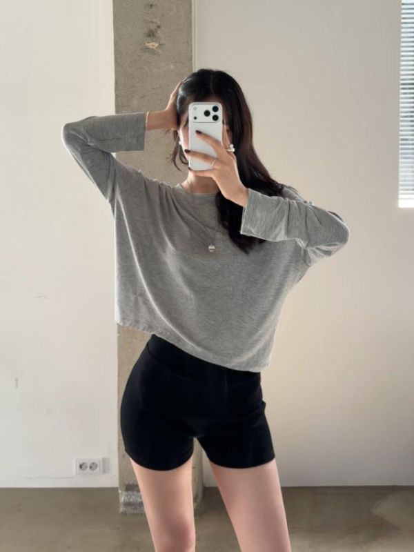 小性感穿進日常裡美背tee(3色) 