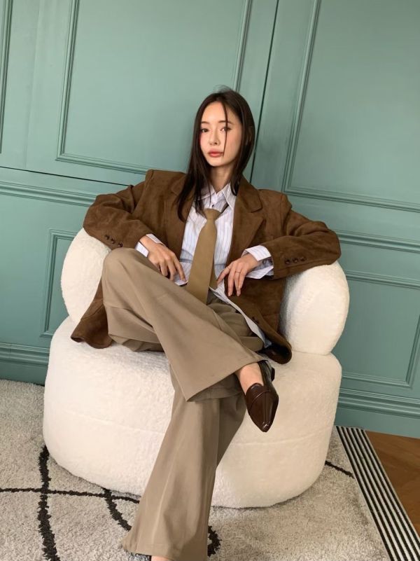 瘦瘦的附皮帶打褶西褲(4色) 