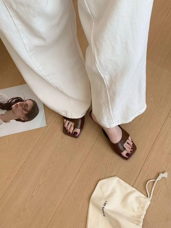 穿出乾淨又有個性-套趾低跟鞋(4色) 