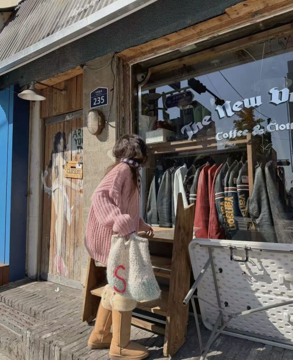 冬天只想穿這件-粗針配色毛衣(2色) 