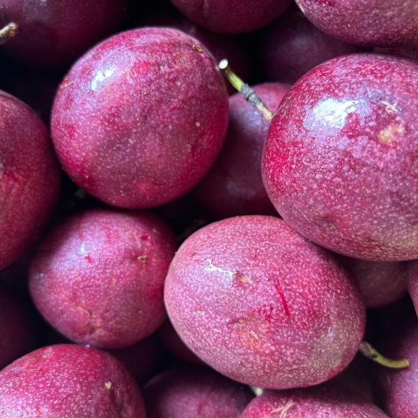 <少量零購>埔里吊網百香果 