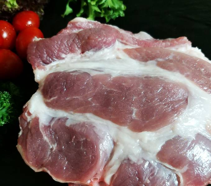 溫體黑毛豬~梅花肉塊 約600克±10% 