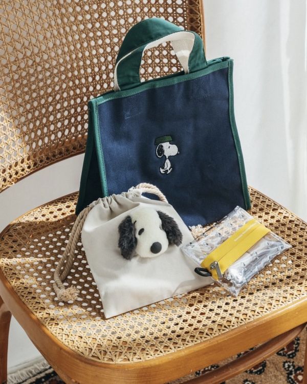 SNOOPY MUSEUM 史努比防水透明夾鏈收納包 