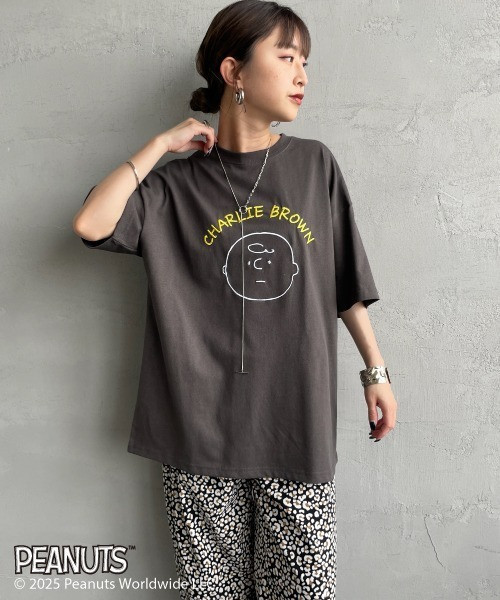 PEANUTS x JEANS FACTORY 特別訂製 查理布朗刺繡T恤 (灰款) 