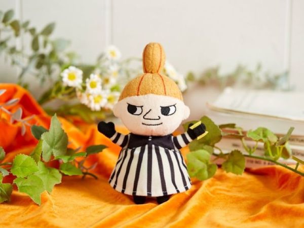Moomin shop限定 Tove Jansson 小不點坐姿毛絨玩具 