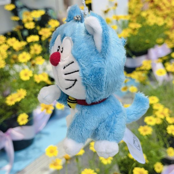 日本未來百貨限定 哆啦A夢招財貓造型毛絨吊飾 