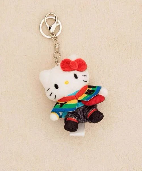 Hello Kitty × Me% 超萌造型娃娃吊飾鑰匙圈 