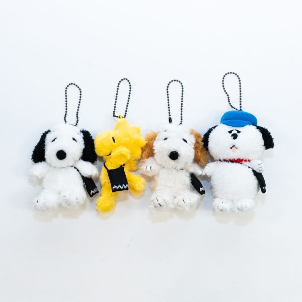 SNOOPY MUSEUM 絨毛背包玩偶吊飾 