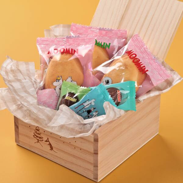 Moomin 聖誕限定木盒點心組 