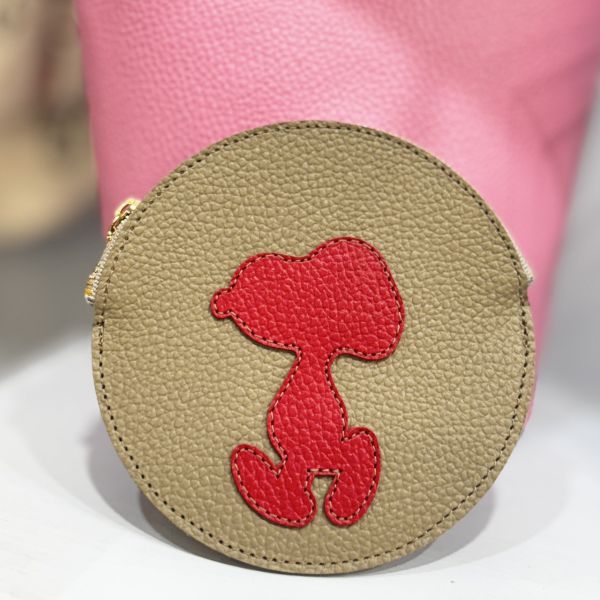 Kotty×史努比銀座限定 撞色牛皮剪影圓收納包 